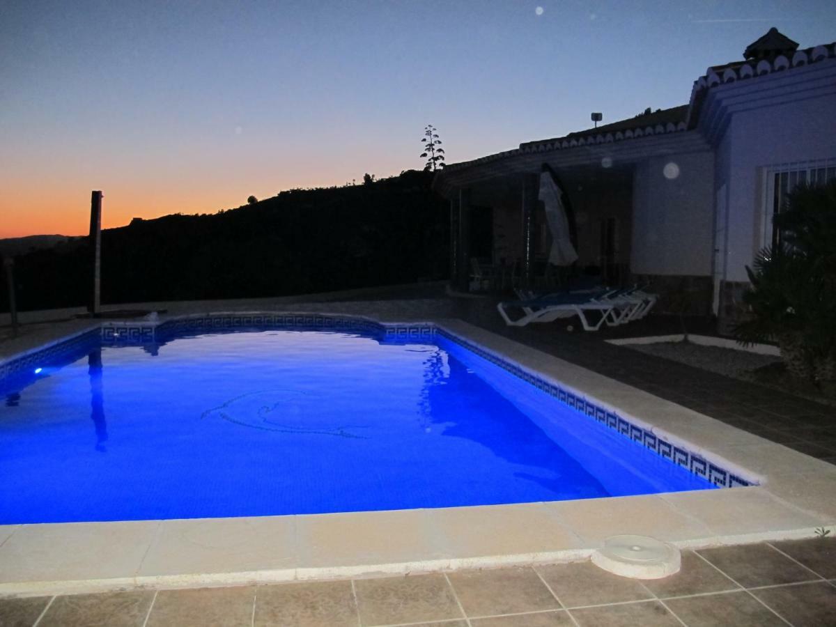Villa Camakini With Heated Pool And Sea View Arenas  ภายนอก รูปภาพ